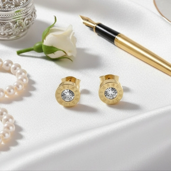 Stainless steel stud earrings, unisex gold-tone earrings with round cubic 10mm - Picture 8 of 9